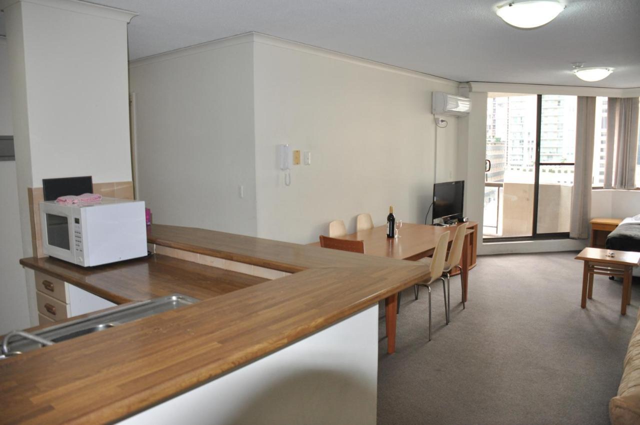 Accommodation Sydney - Kent Street Sydney Cbd Top Floor 2 Bedroom Apartment With Balcony Bagian luar foto