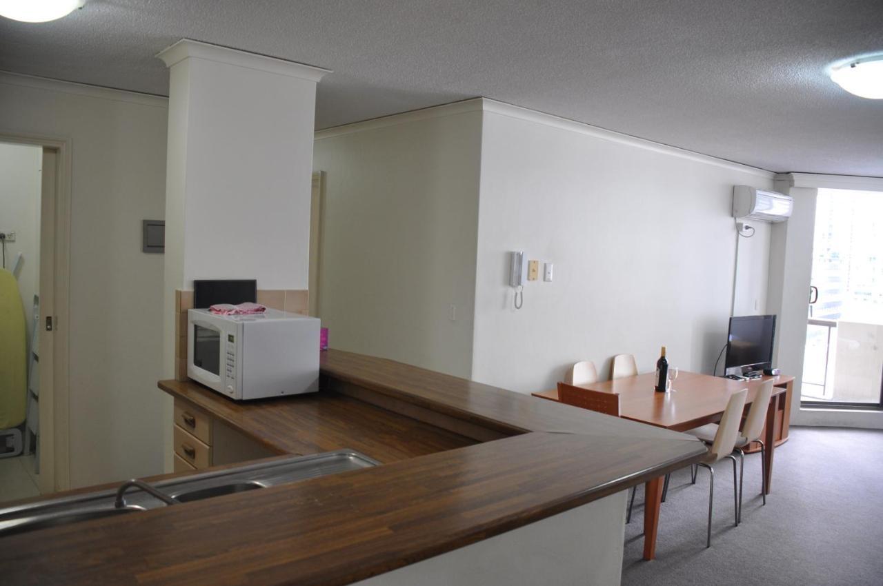 Accommodation Sydney - Kent Street Sydney Cbd Top Floor 2 Bedroom Apartment With Balcony Bagian luar foto