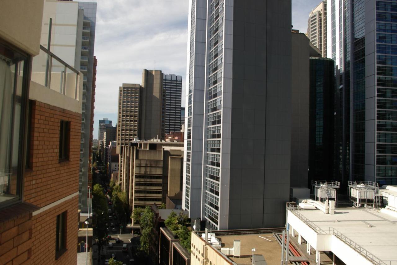 Accommodation Sydney - Kent Street Sydney Cbd Top Floor 2 Bedroom Apartment With Balcony Bagian luar foto
