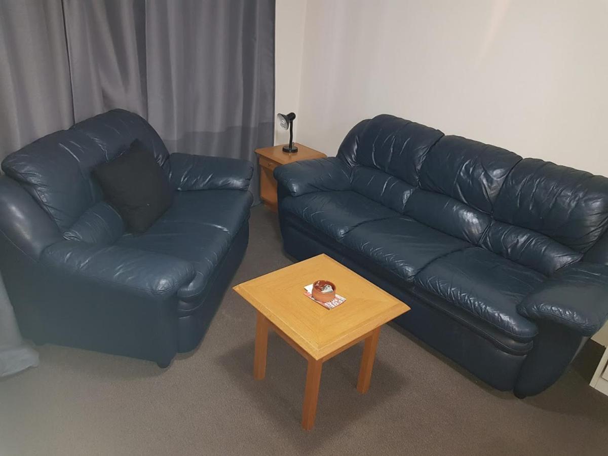Accommodation Sydney - Kent Street Sydney Cbd Top Floor 2 Bedroom Apartment With Balcony Bagian luar foto